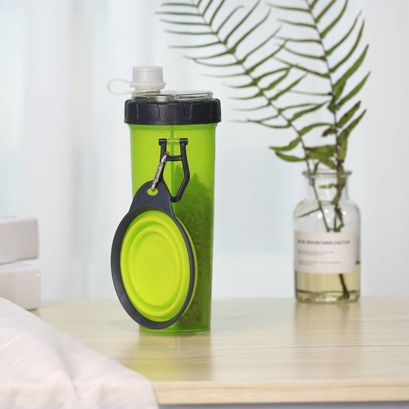 Chartreuse~~Travel Pet Food and Water Container w/collapsible bowl - Picture 1 of 3